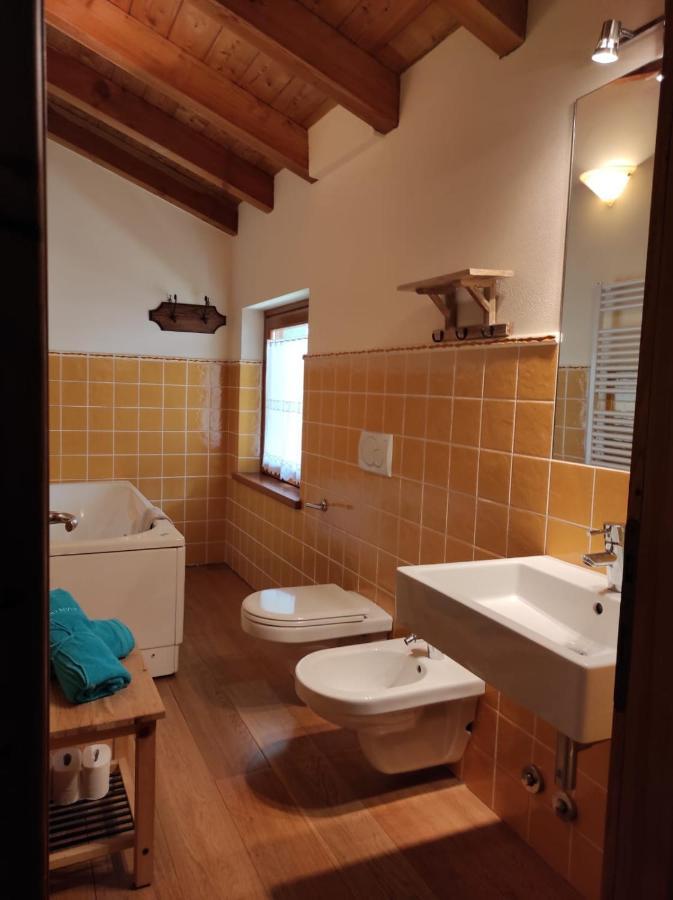 Villa Betulla con piscina privata sul lago di Como Colico Esterno foto