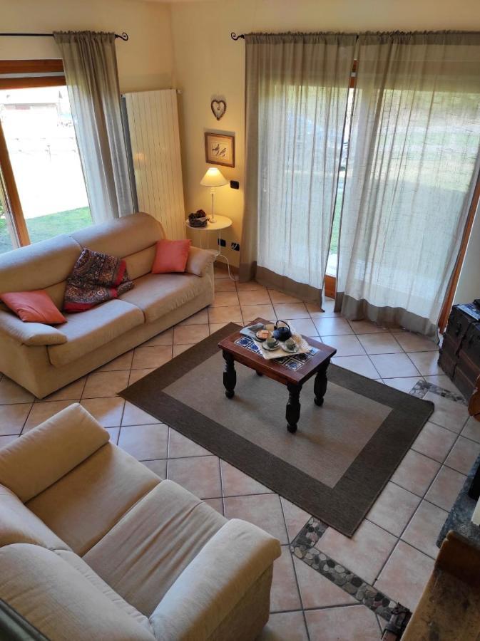 Villa Betulla con piscina privata sul lago di Como Colico Esterno foto